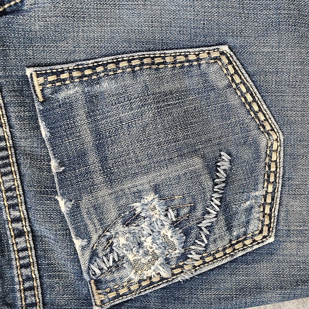 Denim Distressed Women's Shorts BKE BY BUCKLE FRAYED - Picture 12 of 16